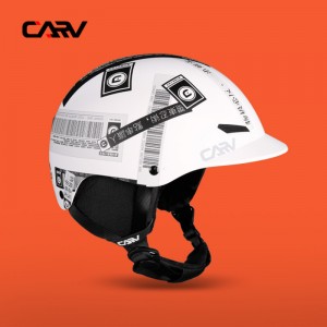 Kask narciarski